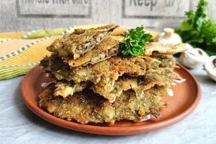 Летние чебуреки из виноградных листьев: закуска с фантазией